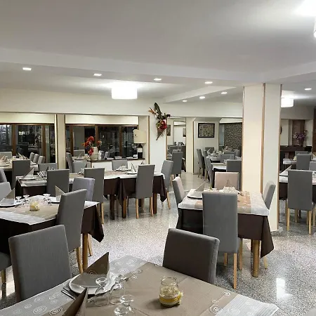 Hotel Palaghiaccio-3